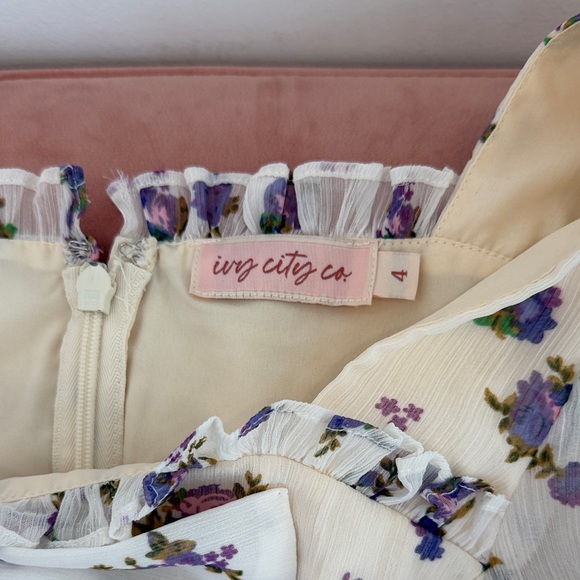 Ivy City Co Cream Floral Puff-Sleeve Dress - Picture 3 of 5